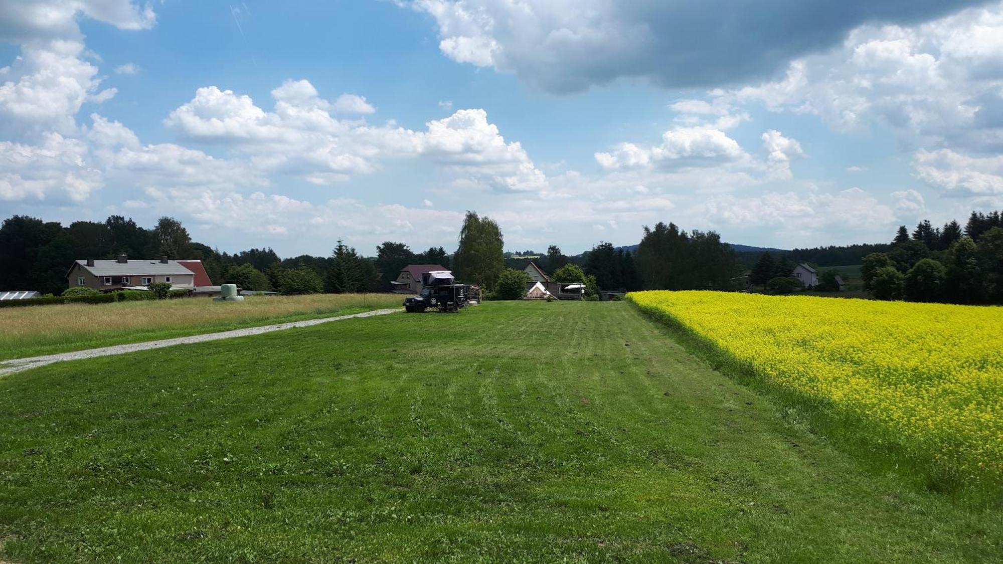 Отель Autark Clamping Camp Durrhennersdorf Экстерьер фото